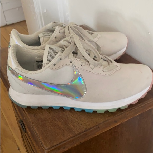 Limited Edition Nike x J. Crew collaboration - Picture 4 of 7